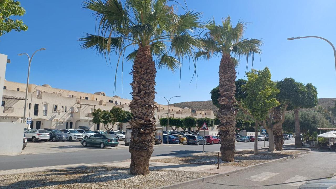 Casa Del Pez Vivienda A Pie De Calle En Agua Amarga A 250 Metros De La Playa Exterior foto